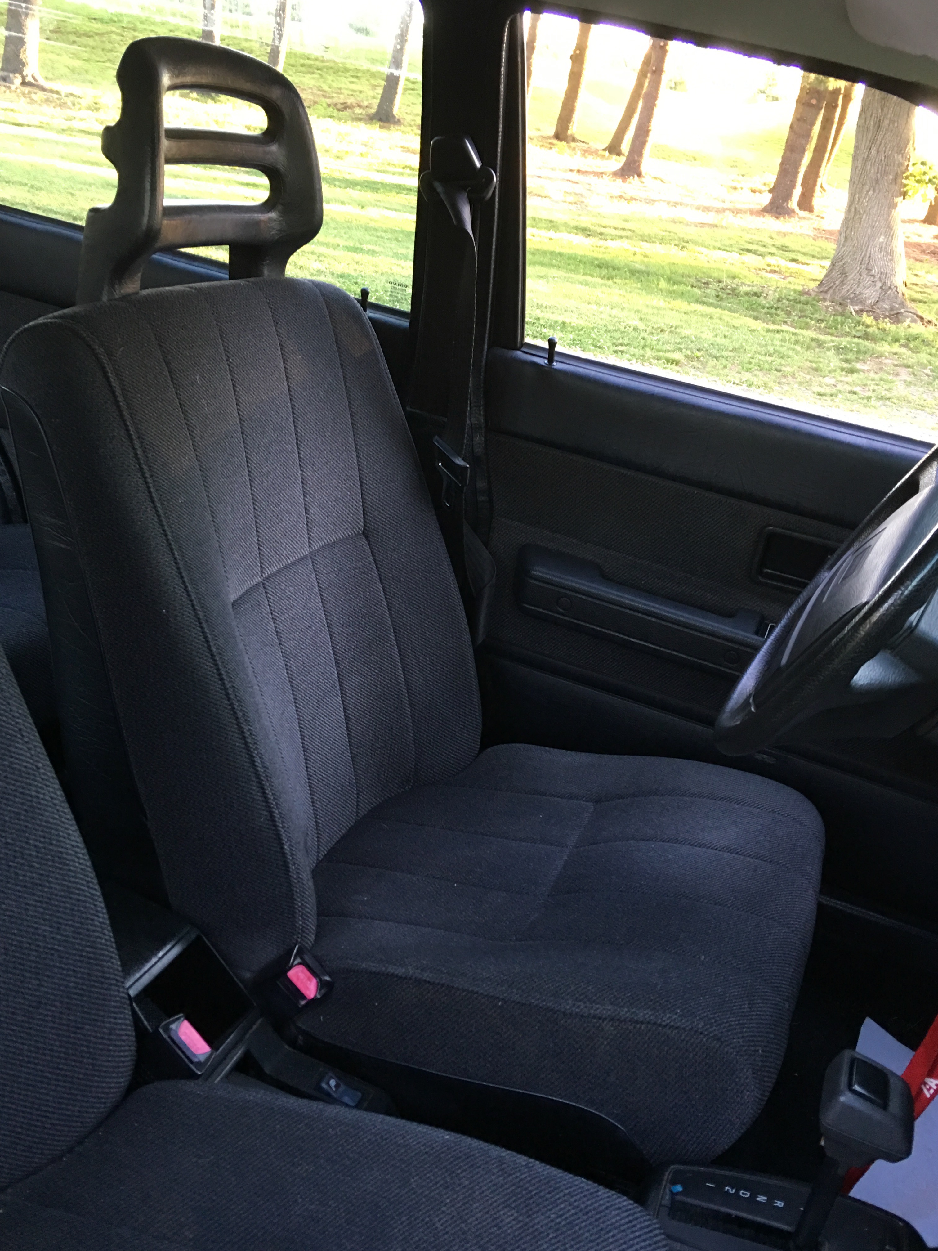 1993 Volvo 240 Wagon – 2.3L B230F Inline-Four, 4-Speed Automatic, Long-Term Original-Owner Car — photo 26